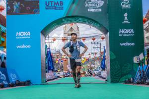 BIB: 3038
                            <button type="button" onclick="openModal(21775117)" class="btn btn-primary btn-sm float-right btn-popup" data-toggle="modal" data-target=".modal-high-quality">
                        <i class="fas fa-shopping-cart"></i> Add to Cart
                    </button>
                                            <button type="button" onclick="isThisMe(21775117, true)" class="btn btn-success btn-sm float-right btn-popup btn-isme hidden" data-toggle="tooltip" data-placement="bottom" title="นี่คือรูปของคุณใช่ไหม คลิกที่นี่เพื่อเอาเข้าอัลบั้ม">
                        <i class="fas fa-plus"></i> Add to album
                    </button>
                    <button type="button" onclick="isThisMe(21775117, false)" class="btn btn-warning btn-sm float-right btn-popup btn-isnotme hidden">
                        <i class="fas fa-ban"></i> Remove from album
                    </button>